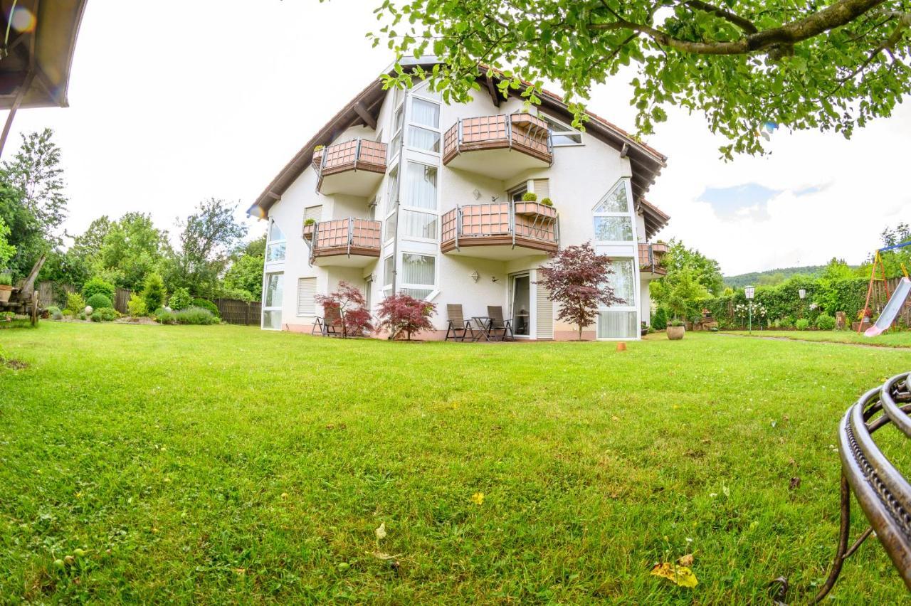 Hotel- Restaurant Zum Schwan Waldfischbach-Burgalben Dış mekan fotoğraf
